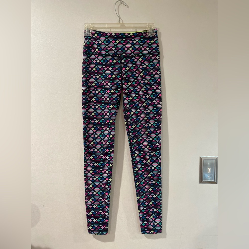 VSX Kids Leggings with Geometric Design in Pink, Blue, and Black